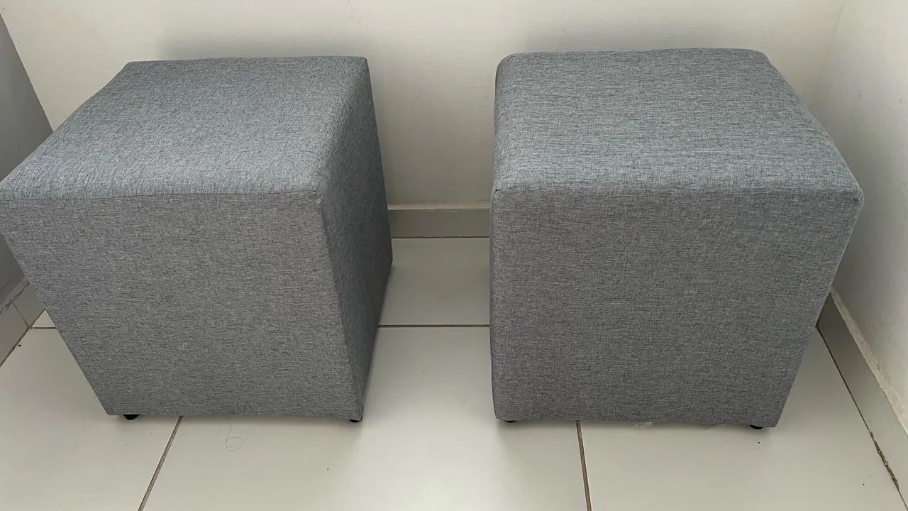 Puffs semi novos 