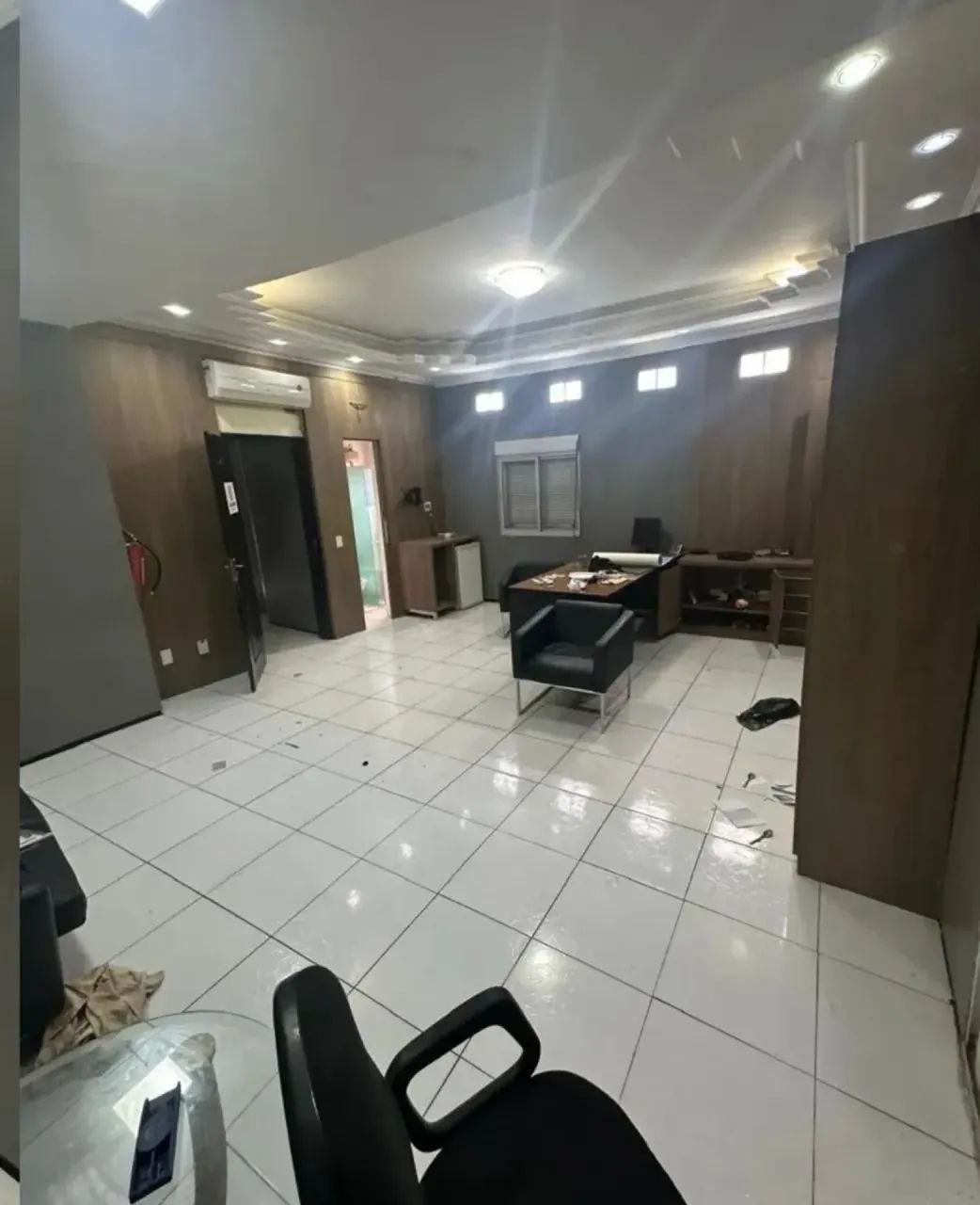 ALUGO AMPLO PONTO COMERCIAL NO CENTRO DA CIDADE - Foto 3
