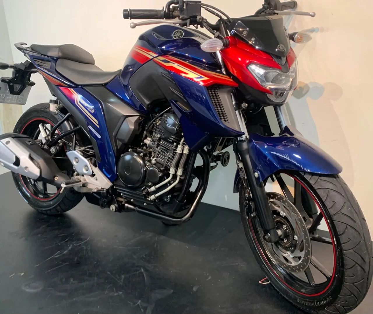 FZ25 250 FAZER CAPITÃ MARVEL FLEX - Foto 2