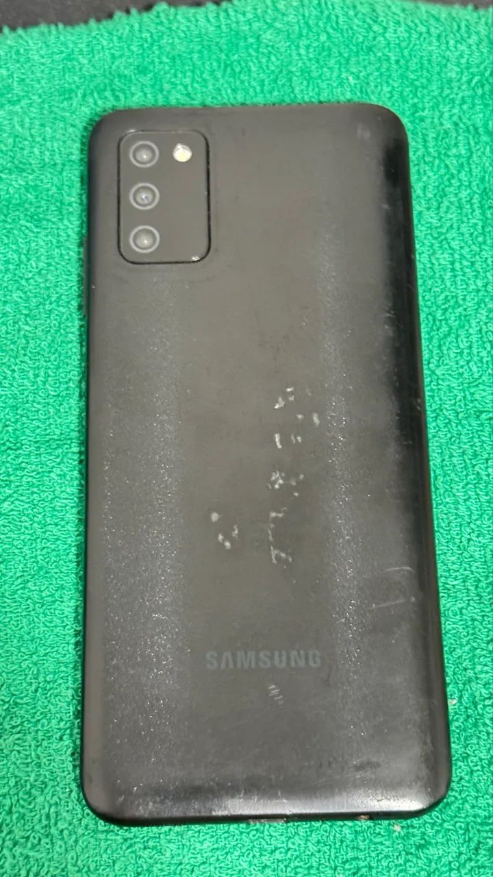 Moto gE20 moto g8play  Samsung A03s
