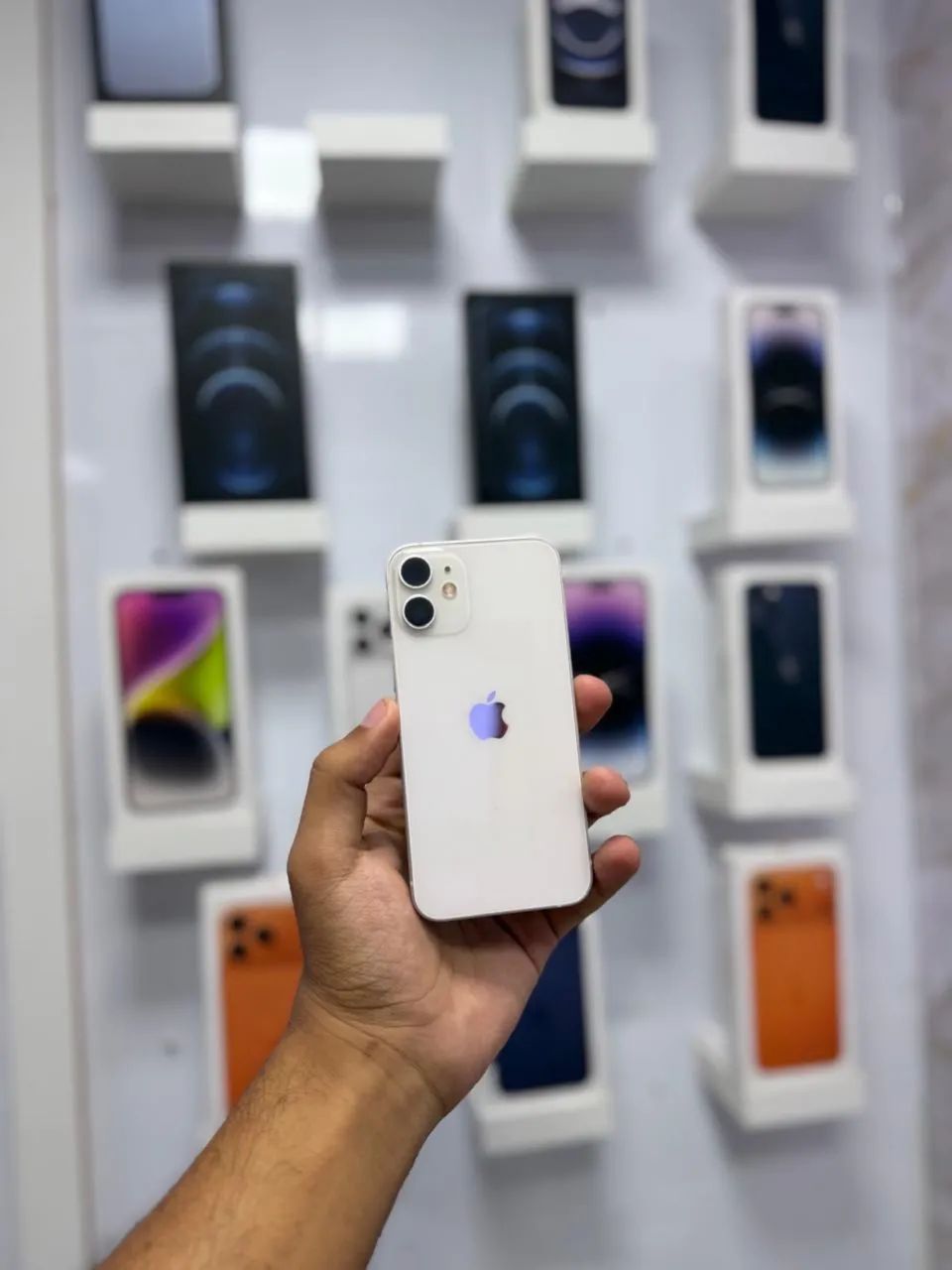 IPHONE 12 MINI 64 GB - 1.500,00