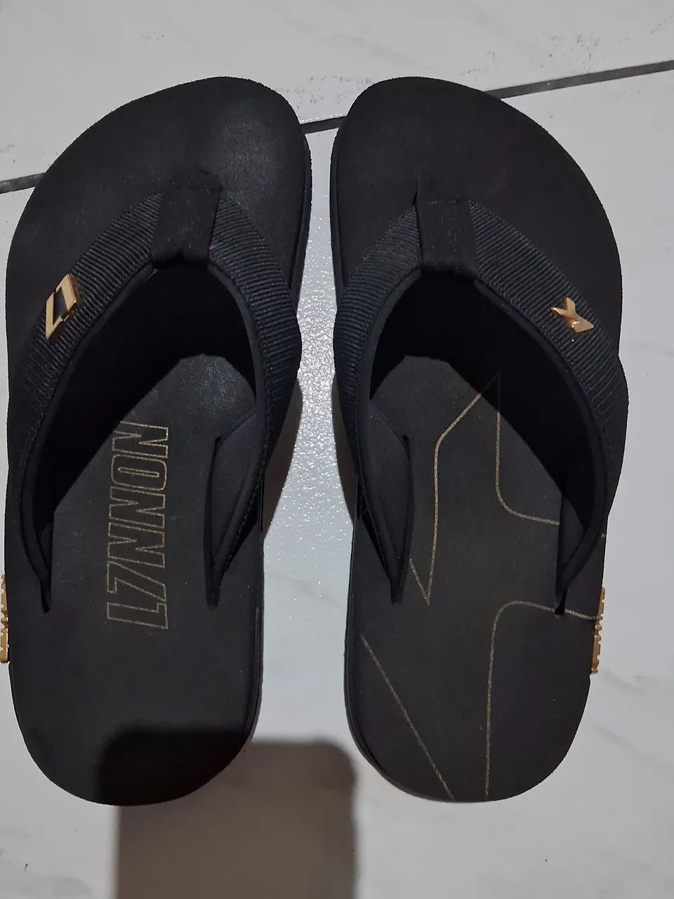 Sandália Kenner L7 cor preta Nova