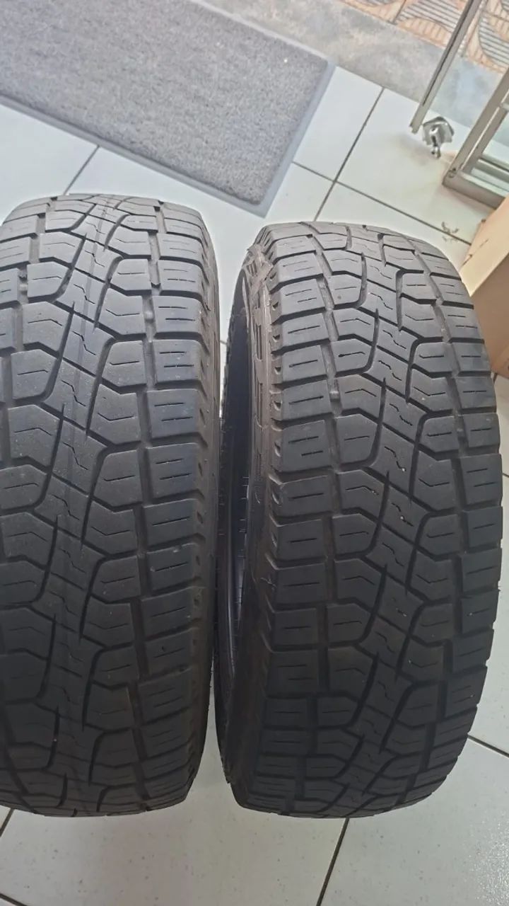 (( VENDO PNEU PIRELLI SCORPION 205/70/15 COM 80% DE VIDA UTIL ))