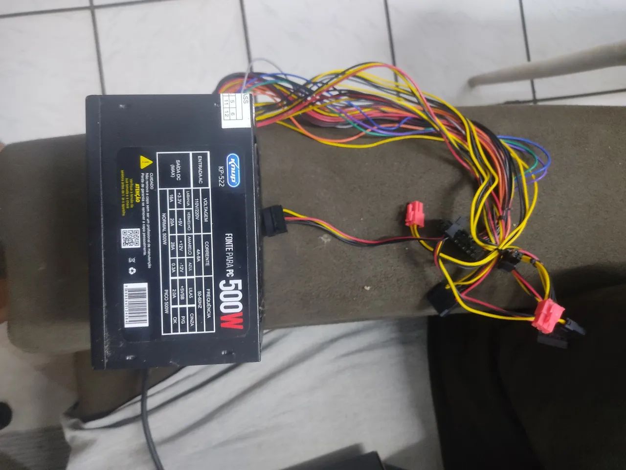 Vendo Fontenele de para Pc toda ok