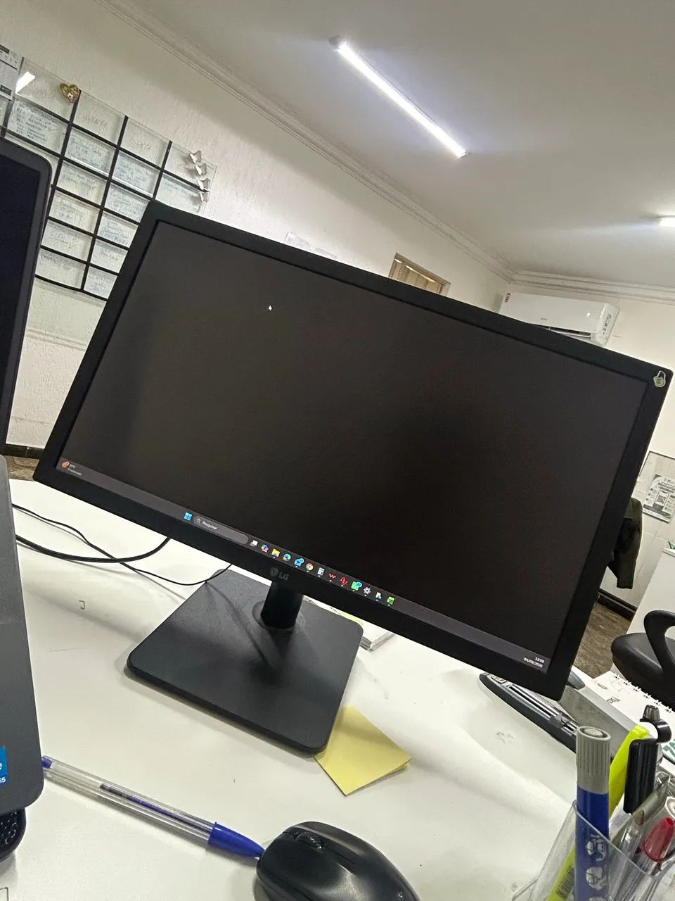 Monitor LG 22? Full HD 75Hz FreeSync - Ótimo para Jogos e Trabalho