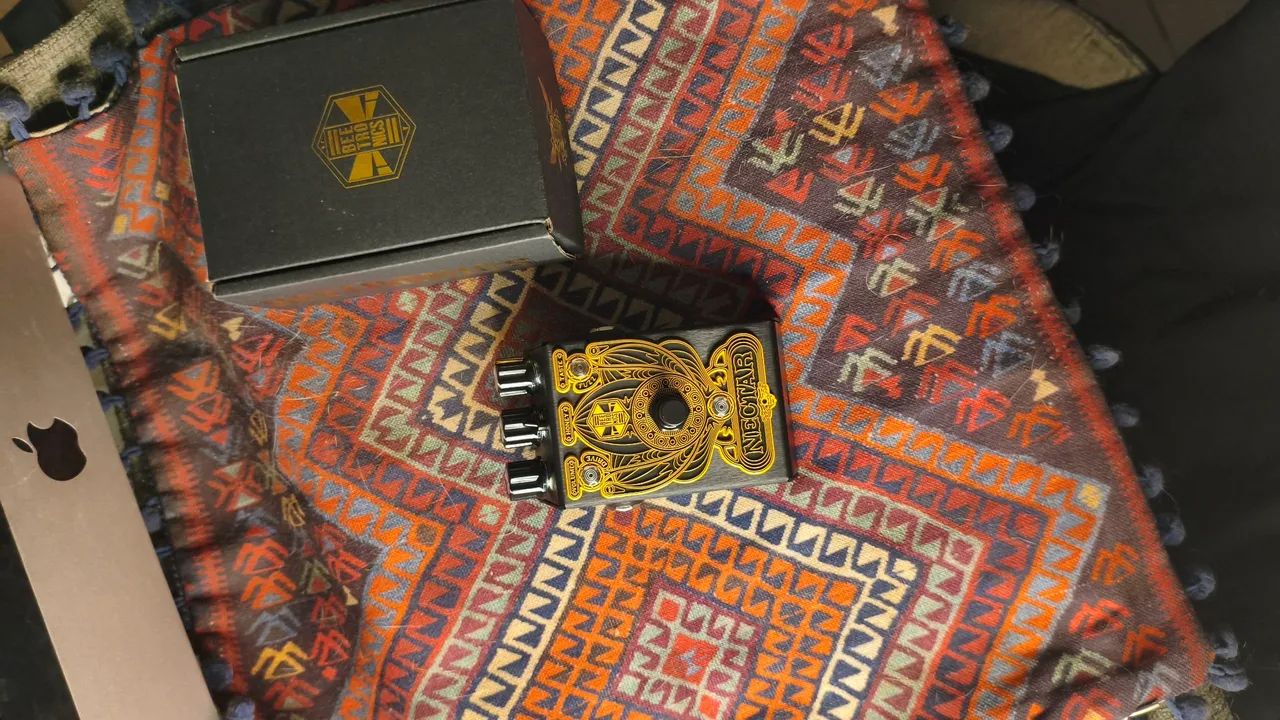 Pedal Beetronics - nectar overdrive fuzz  - Foto 2
