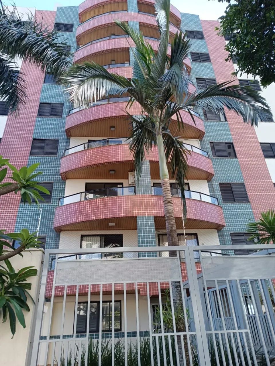 APARTAMENTO AO LADO DO PARQUE DO INGÁ