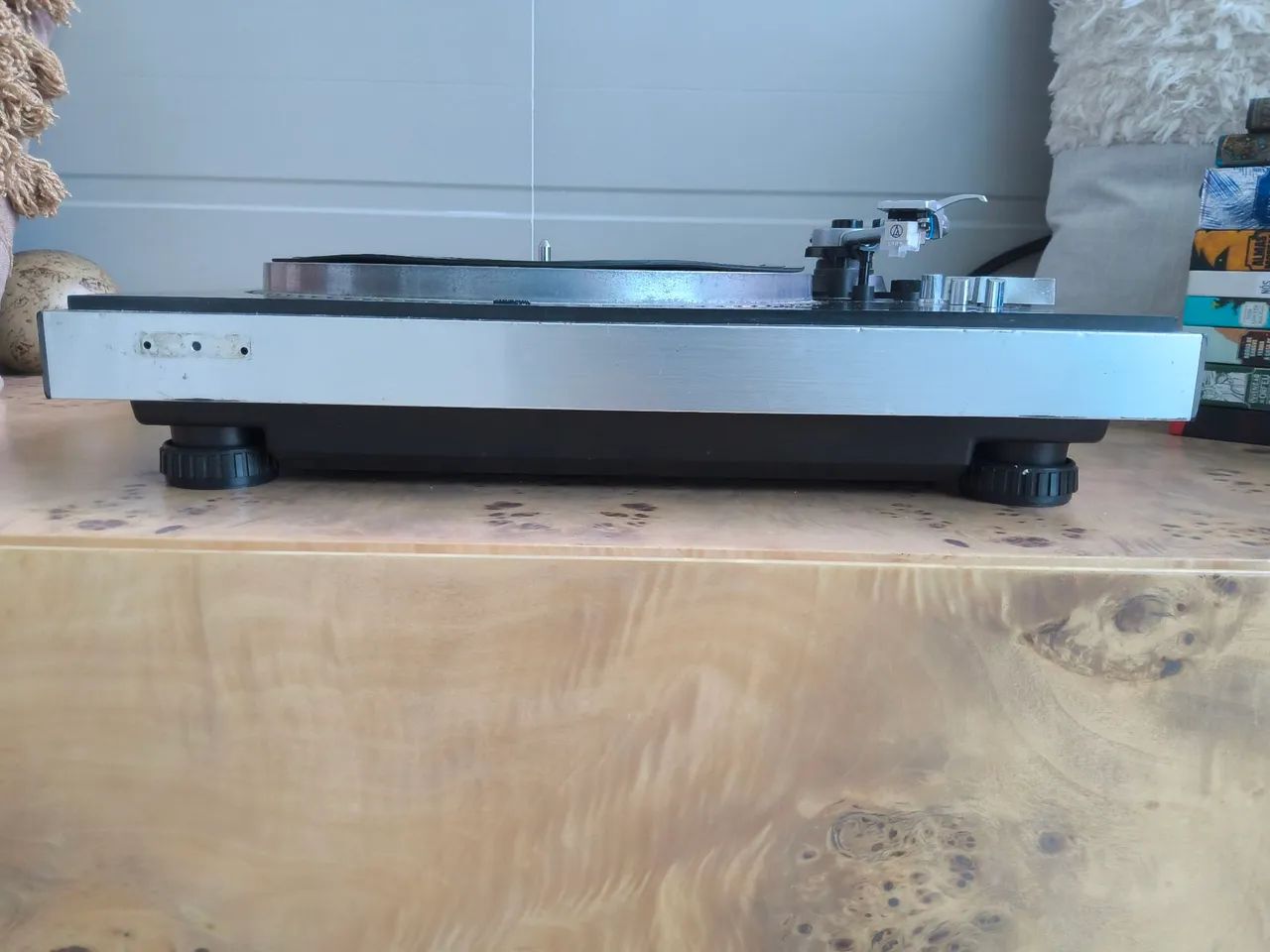 Toca Discos Gradiente DD100Q com cápsula AudioTechinca
