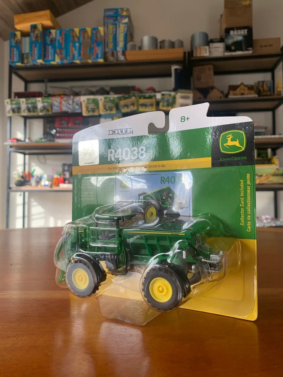 Miniatura Drybox John Deere R4038 1/64 - Foto 2