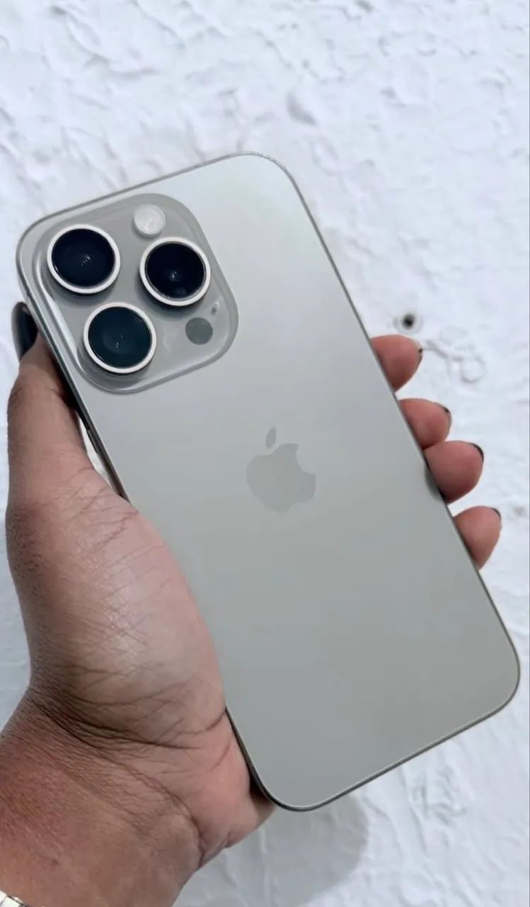 iPhone 15pro 256 sem marcas de uso - Foto 2