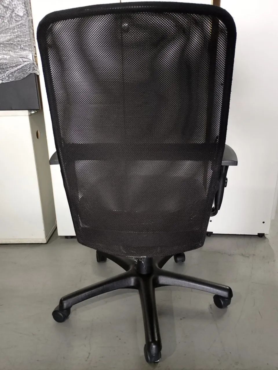 Cadeira de escritório Flexform giratória - Foto 3