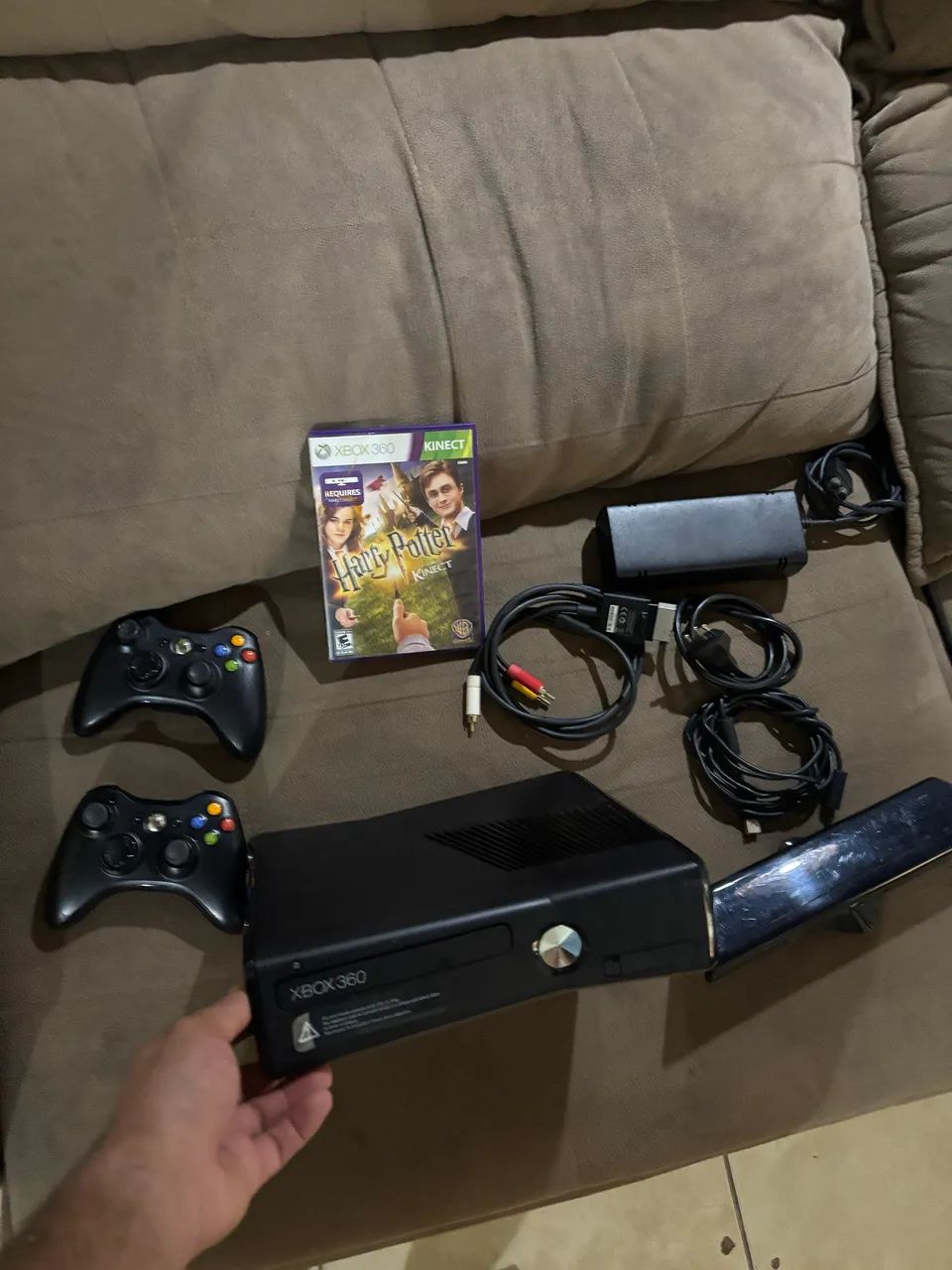 Xbox 360 completo 2 controle + jogo  - Foto 4