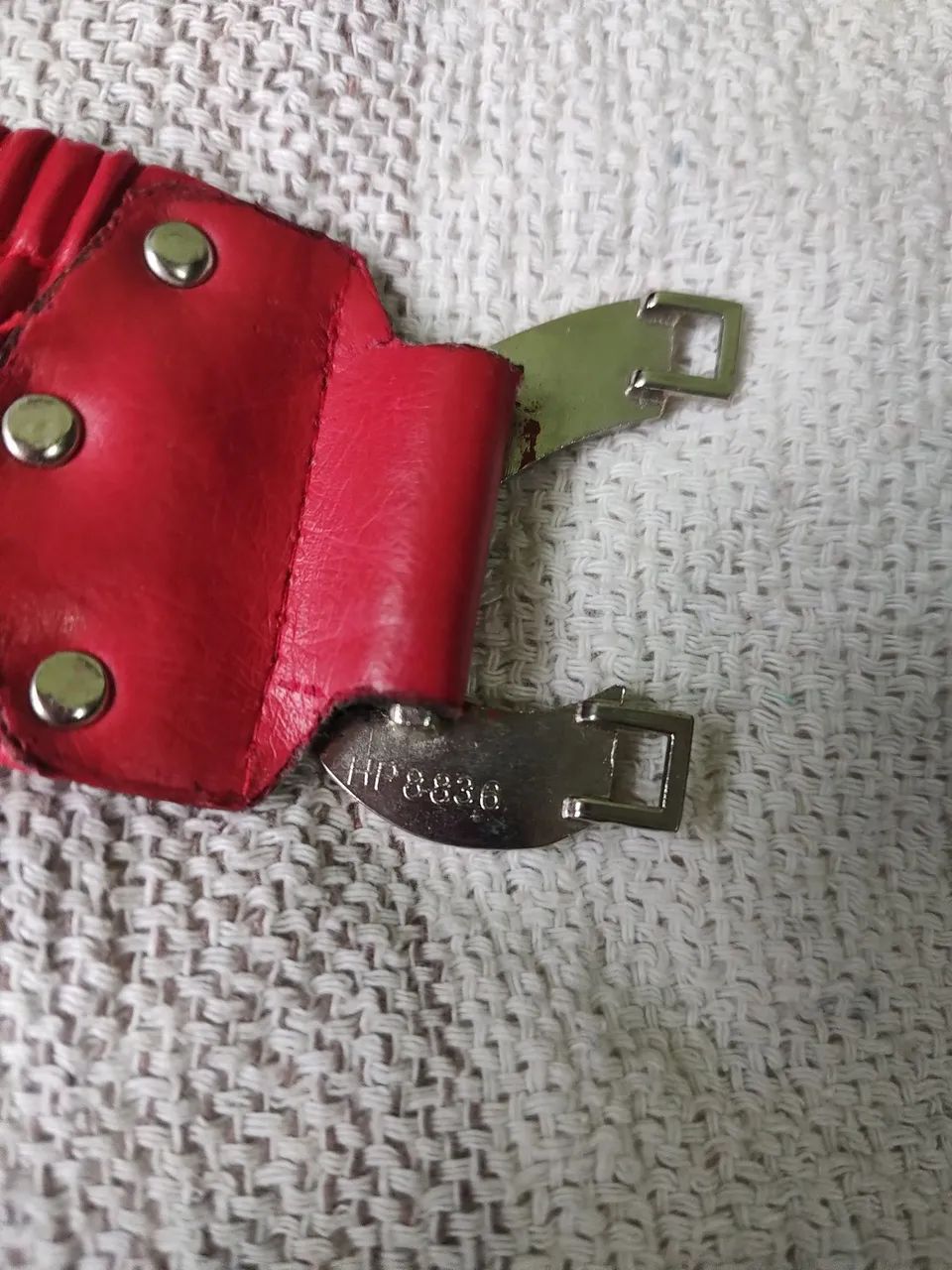 Cinto feminino elegante (usado) com elástico  - Foto 4