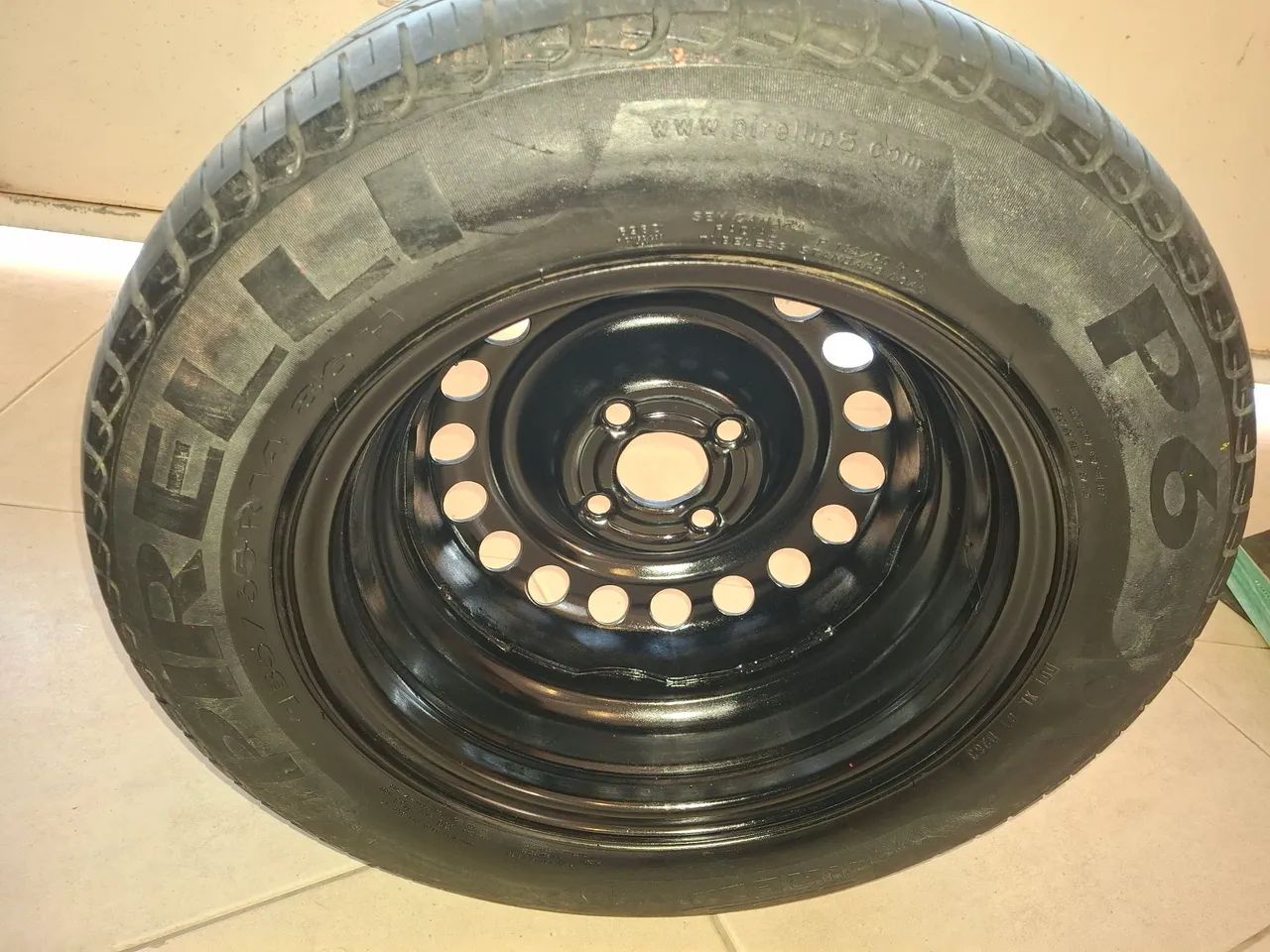 Roda de ferro aro 14 com pneu - Foto 2