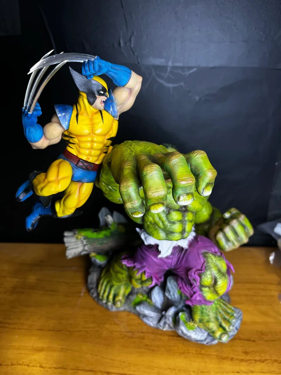 Hulk vs WOLVERINE  - Foto 3