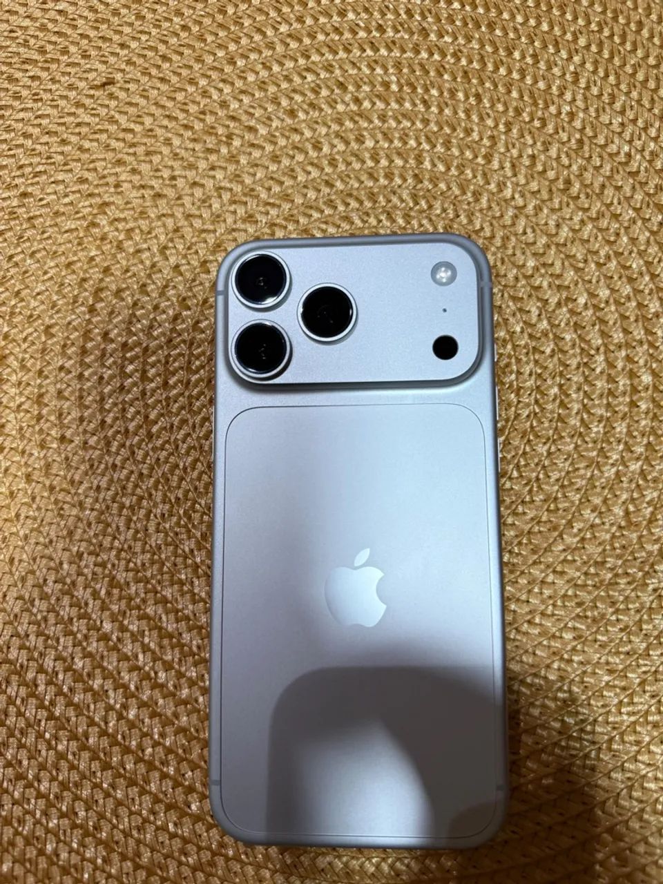 18 pro Max 256gb - Foto 4