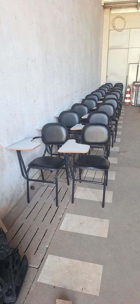 Cadeiras universitárias  - Foto 2