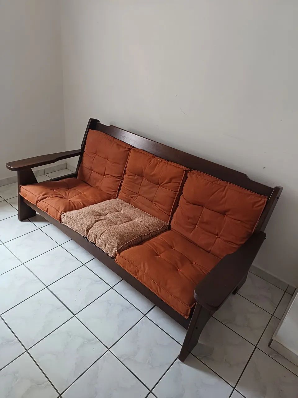 Sofá Retrô 2 e 3 lugares - Foto 5