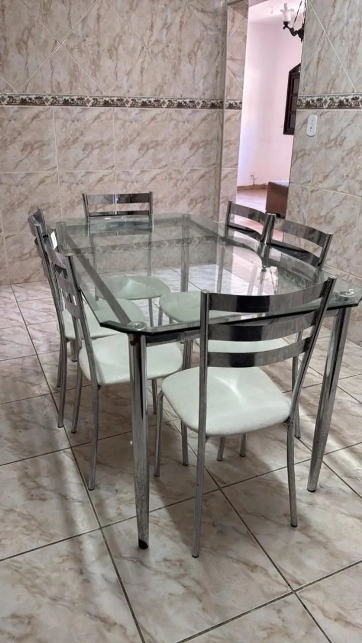 MESA COM CADEIRAS TAMPO DE VIDRO - Foto 3