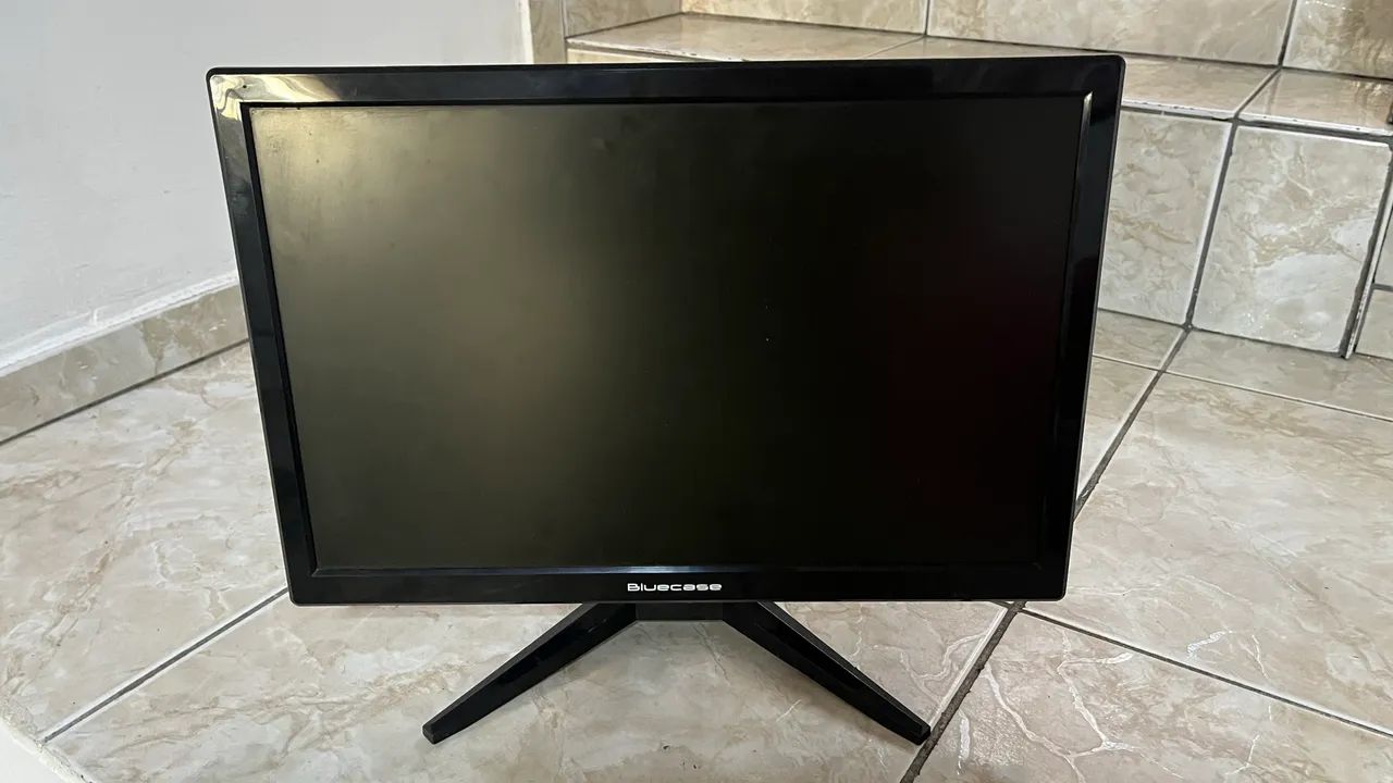 Monitor Bluecase 19'' Led Bm19x1hvw 75hz Preto - Foto 2