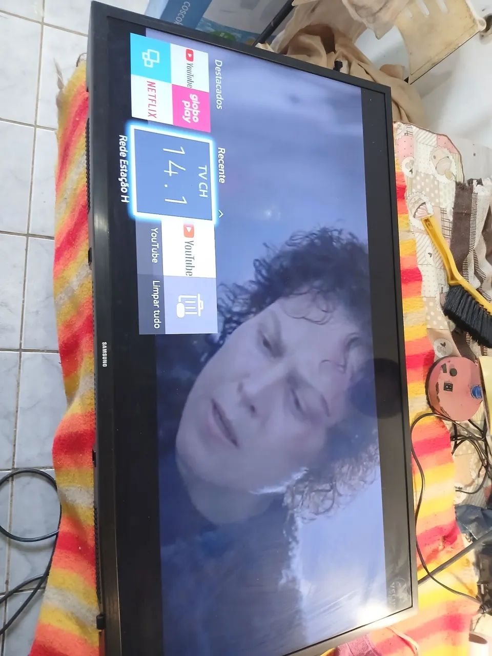 Vende-se uma tv samsung 40 polegadas smart tv  - Foto 2