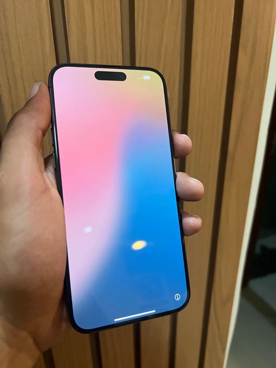 iPhone 15 pro Max 3999,99 sem arranhões  - Foto 4