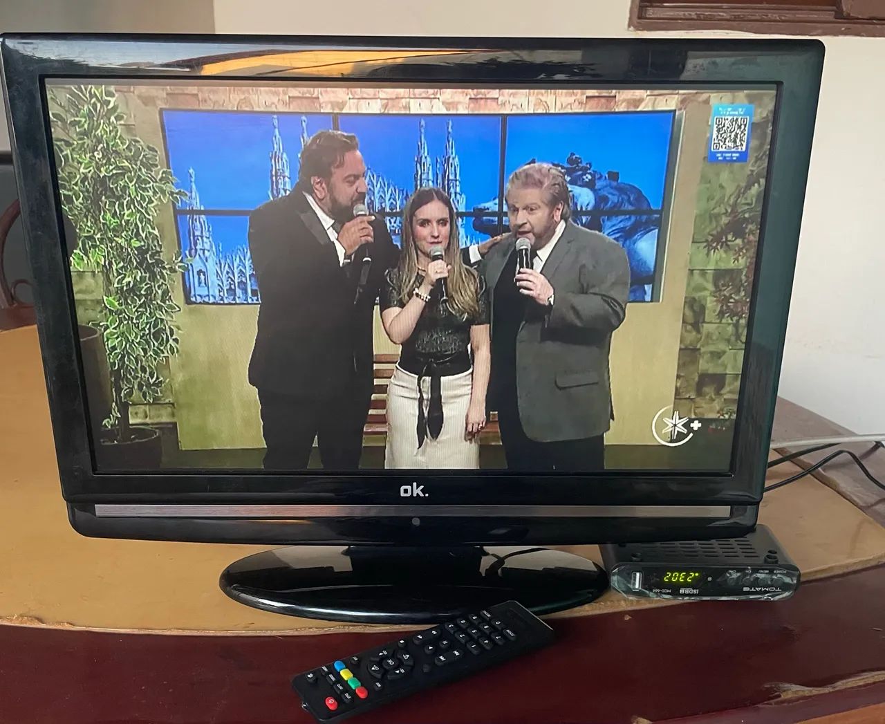 Tv / Monitor  - Foto 2