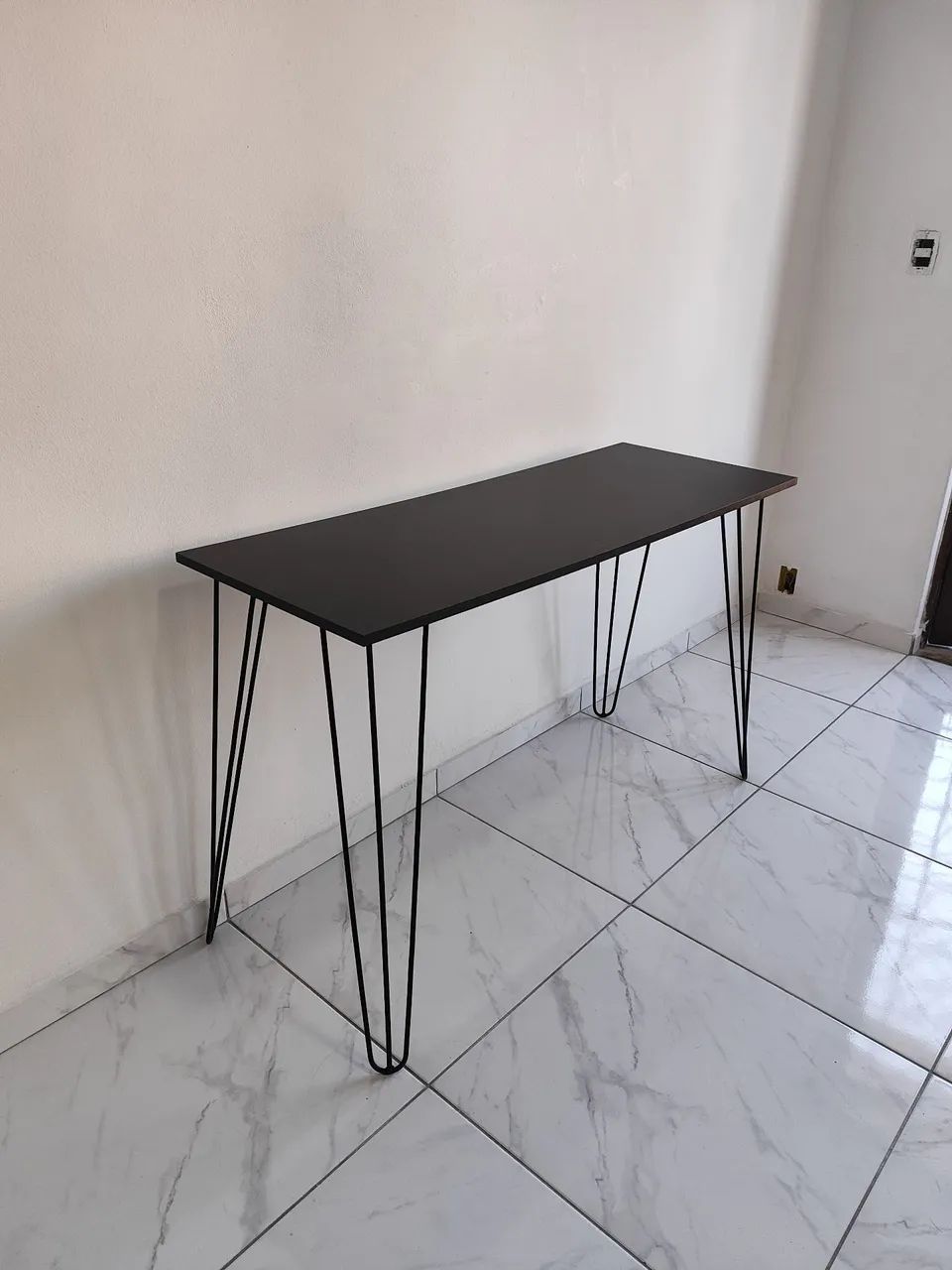 Escrivaninha/Aparador 