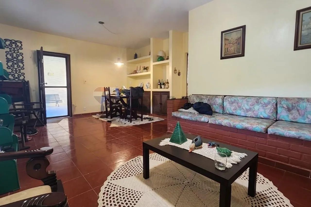 Casa com Piscina e 4 Quartos à Venda em São Pedro da Aldeia - Foto 4