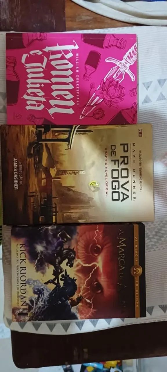 Livros diversos - Foto 2