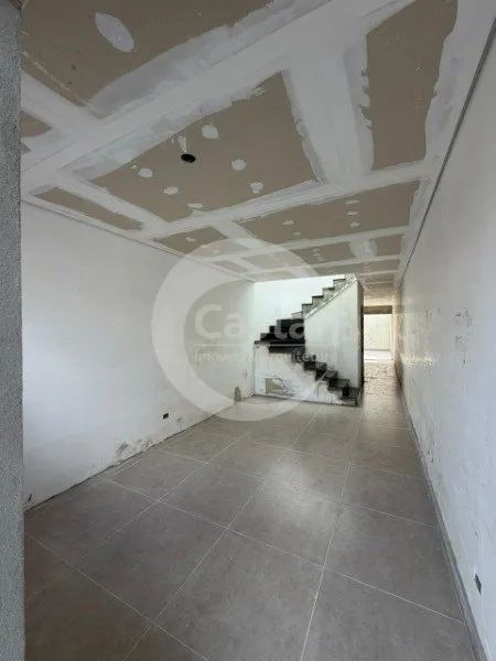 sobrado novo na vila alpina