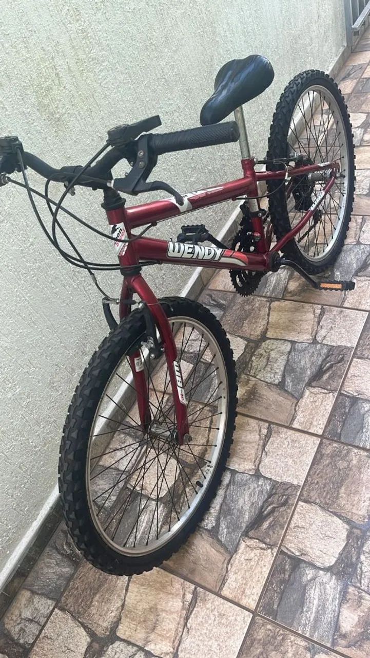 Bicicleta aro 24 com 18 marchas Pneus novos  - Foto 2