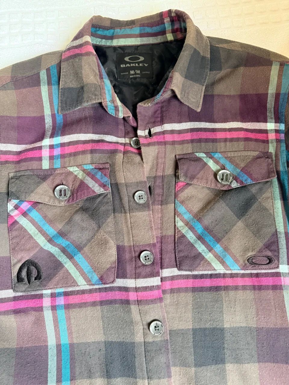 Camisa Oakley Manga longa xadrez M  - Foto 3
