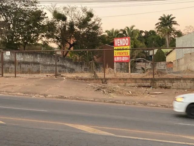 Terreno  com 2 frentes 1.635m² - Foto 3