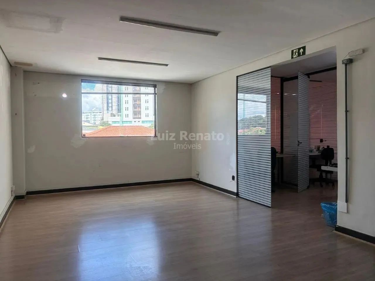Andar Corrido para Locação 93m² em excelente localização