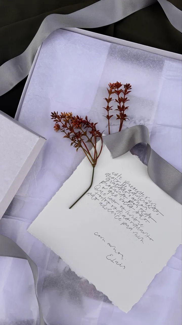 KIT CESTA E QUADRO NAMORADOS - Foto 3