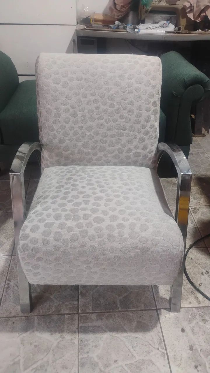 Armchair and Chaise Longue467352333594152960