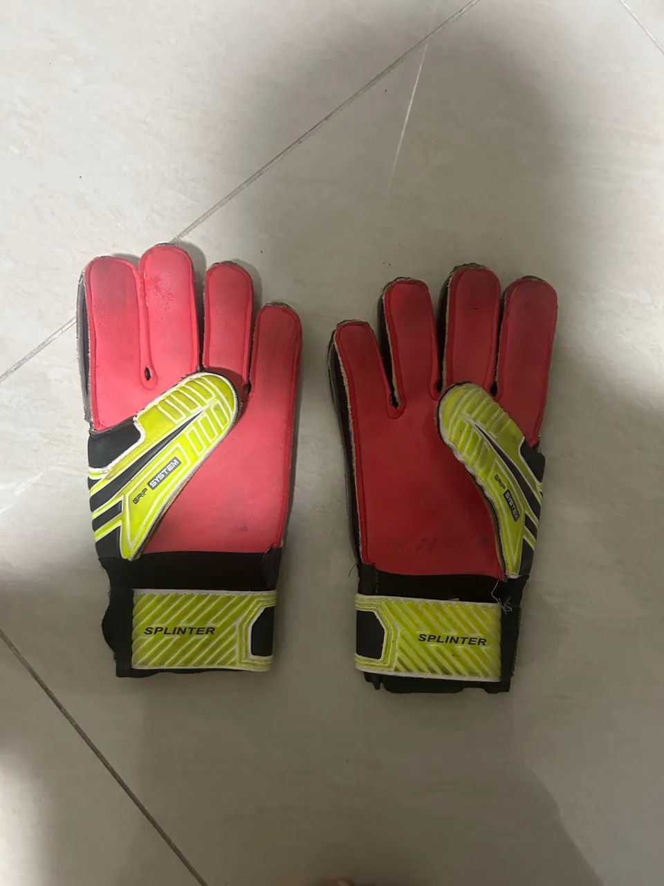 Luva de goleiro  - Foto 3