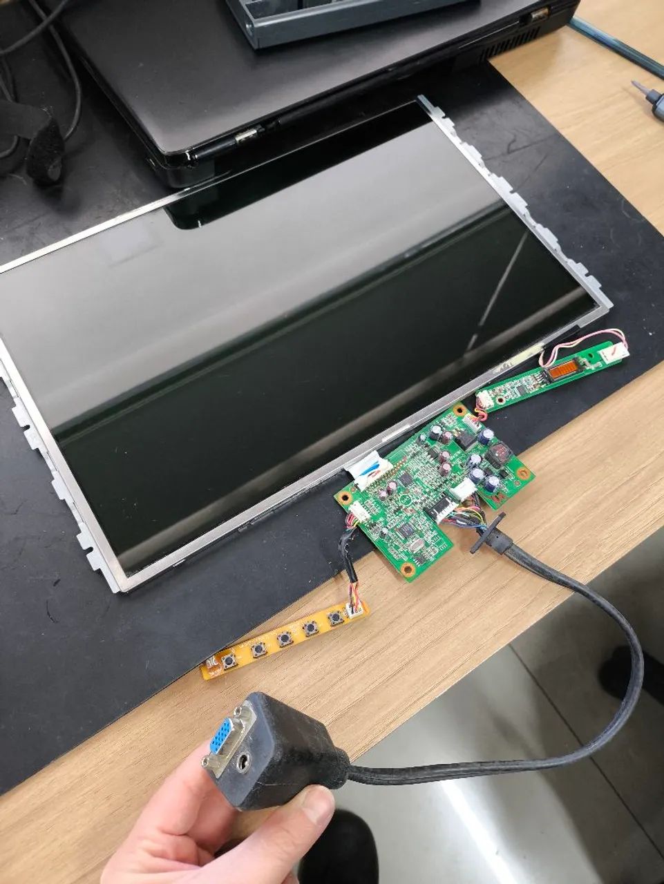 Kit LCD 15.4 com Controladora VGA - Completo, sem Fonte - Foto 2