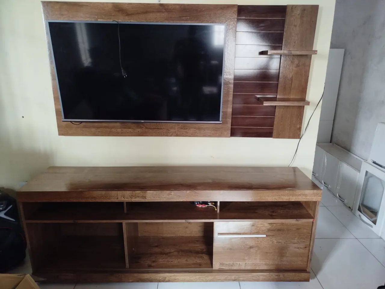 Rack com painel Usado