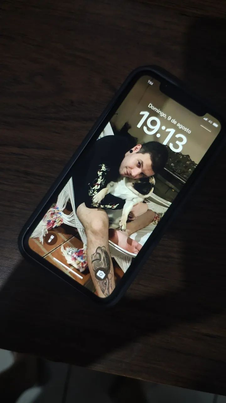 iPhone XR 64GB Sem detalhes 