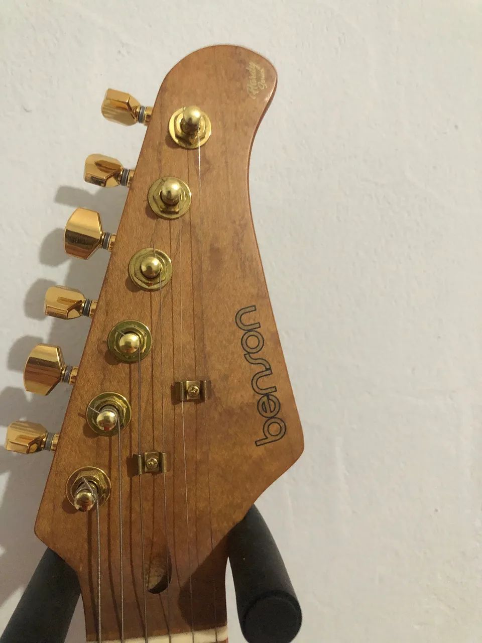 Guitarra Benson Hardy 901 - Foto 2