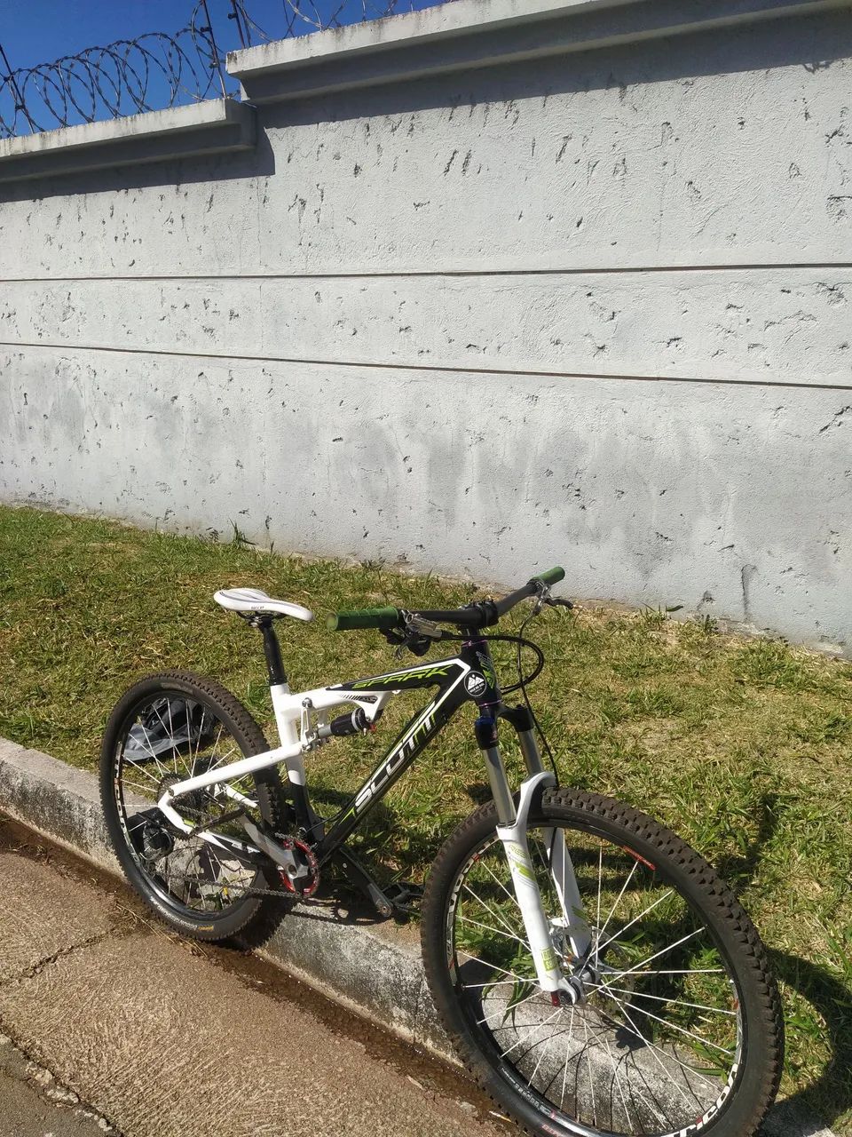 Bicicleta Scott Spark Full Carbon, Full Suspension  - Foto 5