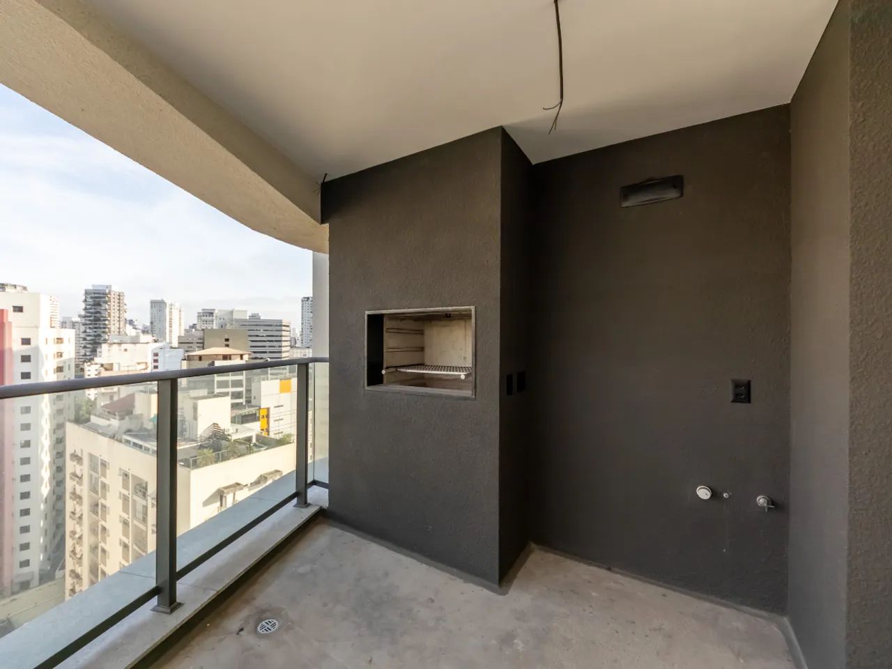 Apartamento para venda em Itaim Bibi com 3 quartos, sendo 1 suíte, 152m² - Foto 3