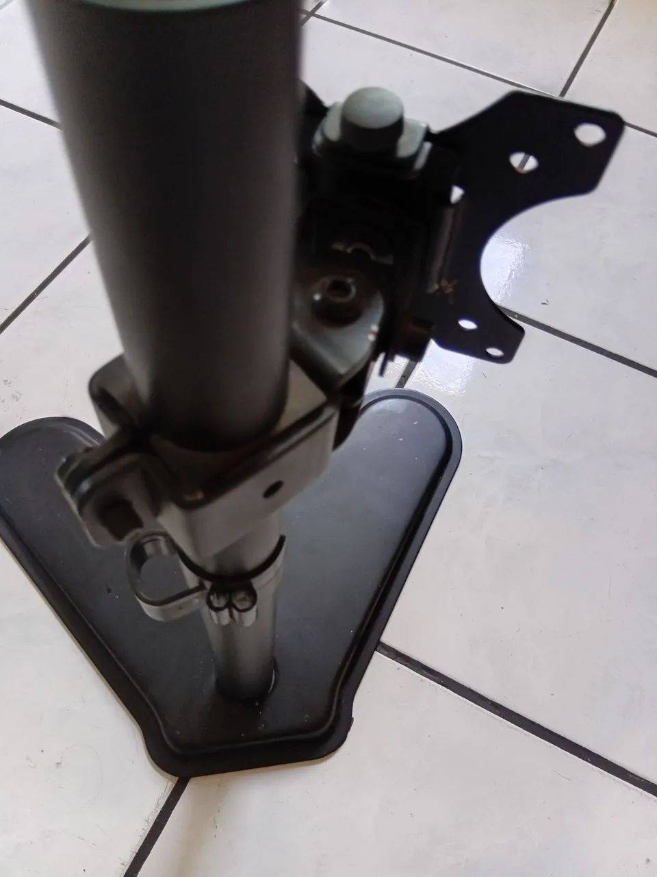 Suporte para TV  tripé  - Foto 3