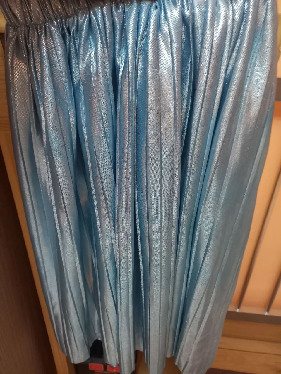 Saia com pregas azul 