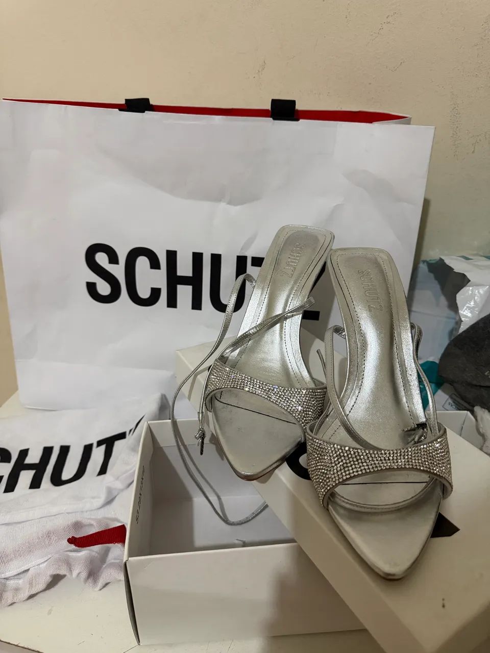 Sandália SCHUTZ 