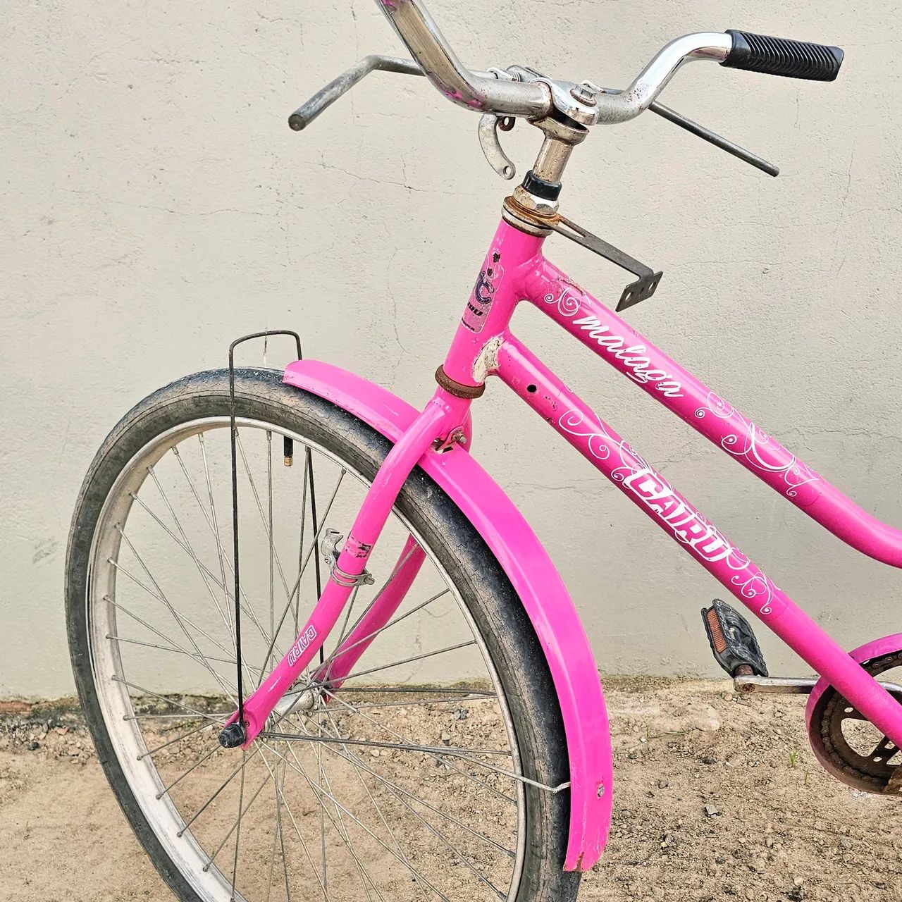 Vendo Bicicleta Cairo com Bagageiro - Foto 2
