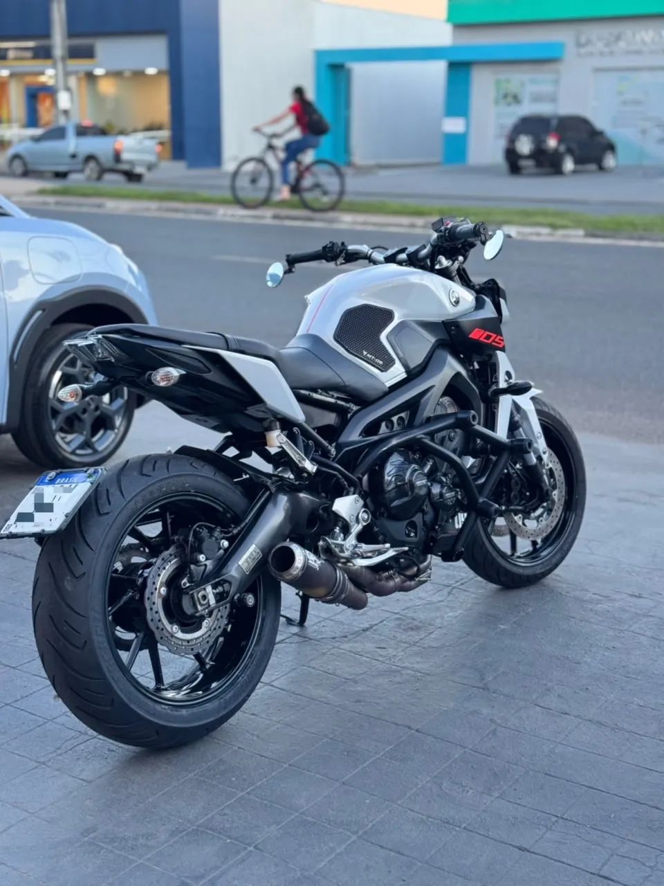 Yamaha MT 09 2020 - Foto 2