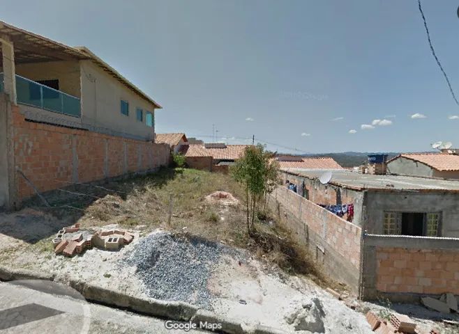 Lote 200 metros quadrado